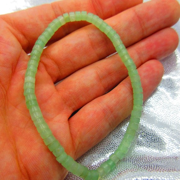 Green Aventurine 4mm Heishi 7" Stretchy Gemstone Bracelet - Picture 1 of 3
